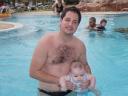 אני ואבא בבריכה